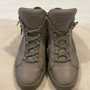 Giuseppe Zanotti The Shark 5.0 Mid Sneaker